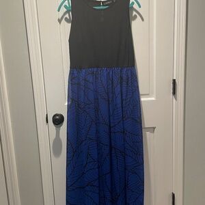 Maxi Dress. Black bodice with blue/black print bottom. Empire waist. Size L.